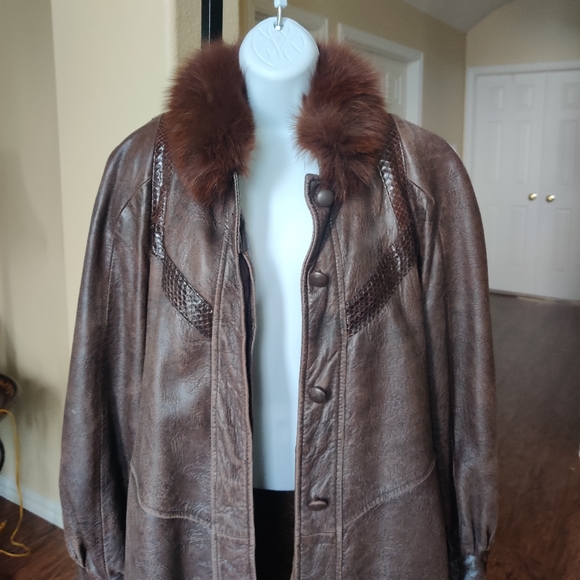 Szor-Diener Furs & Leather Jacket Size S - Picture 2 of 16